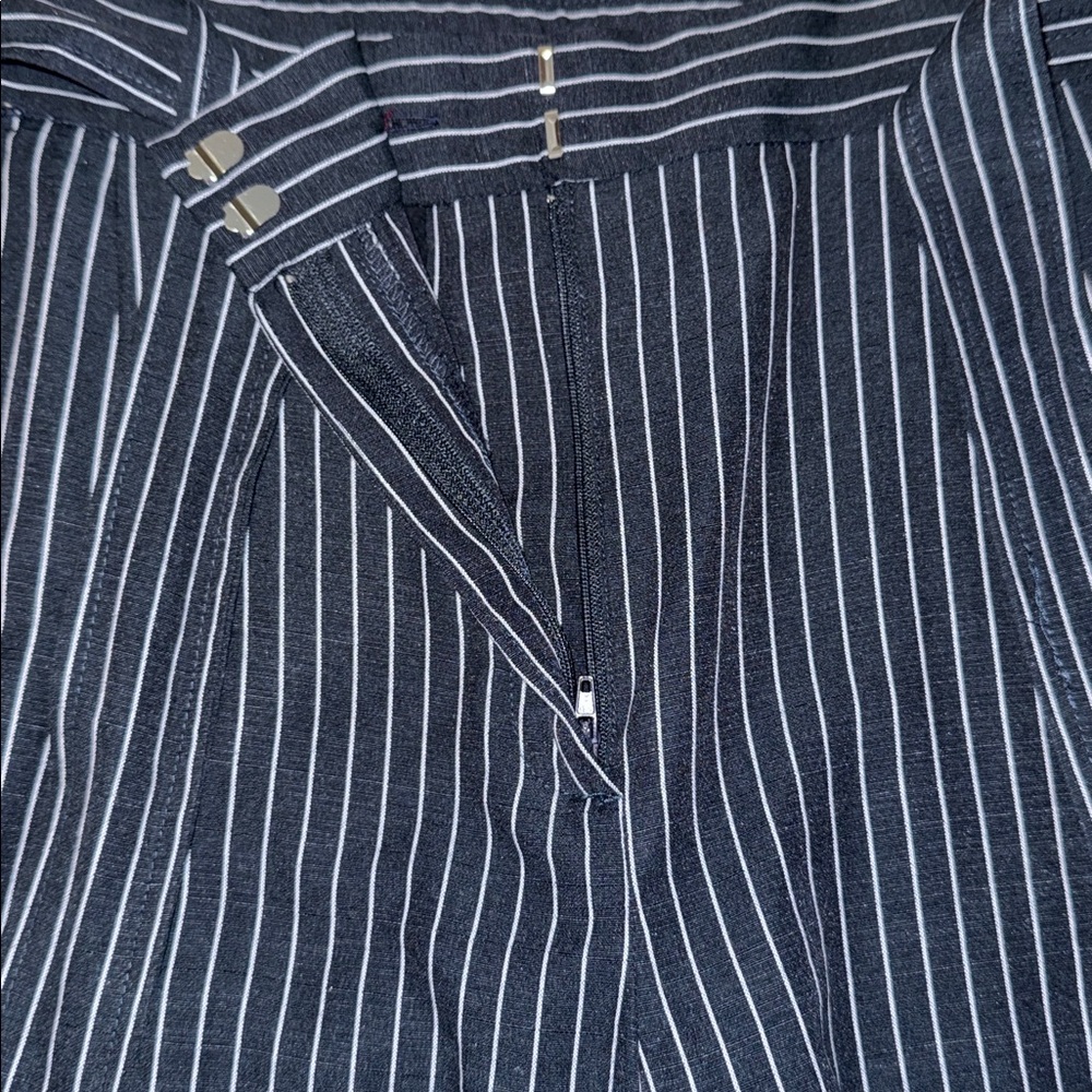 TOMMY HILFIGER Navy Pinstripe Tie Front High Rise Slacks Career Size L - Picture 11 of 14